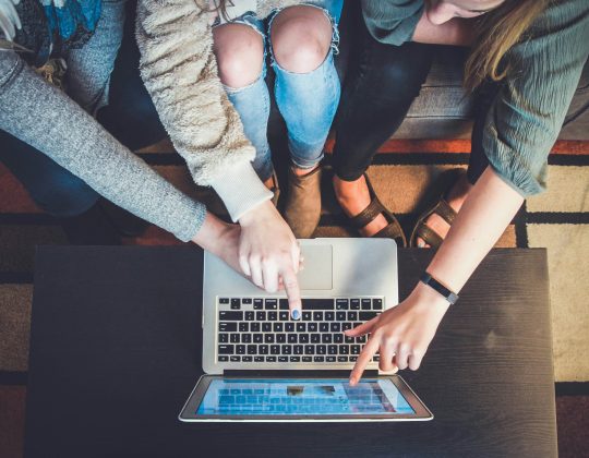 5 Tips for Saving Money When Booking Hotels Online