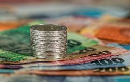 How to Set Up Direct Deposits and Online Bill Payments with Ease