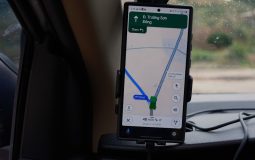 How to Enable the Speedometer in Google Maps