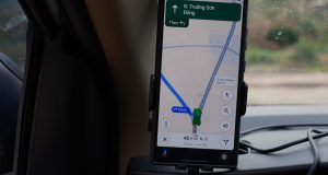 How to Enable the Speedometer in Google Maps