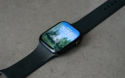 Best smartwatches for fitness tracking with heart rate monitor