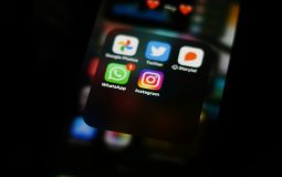 Do Facebook Screenshots Trigger Alerts? Messenger vs. Feed vs. Stories