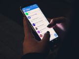 Are there any VPNs that offer split tunneling for optimized movie streaming?
