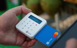 AI for payment and customer relations: towards a smooth, personalized and secure shopping experience