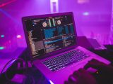 DJ Laptop Stands & Cases: Choosing the Best for Your Performances