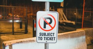Customer Support Reviews for Wireframing Tools: 3 Ways Figma, Balsamiq, and UXPin Fit Different Teams