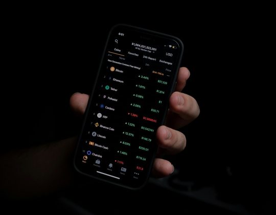 Does Neil Patel Recommend Semrush or Ahrefs