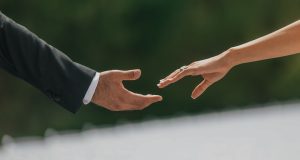 Owner-Financed Deals: Negotiating Terms, Interest, and Balloon Payments