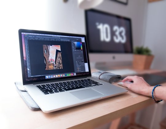 12 Free Online Tools to Remove Backgrounds from Images Instantly