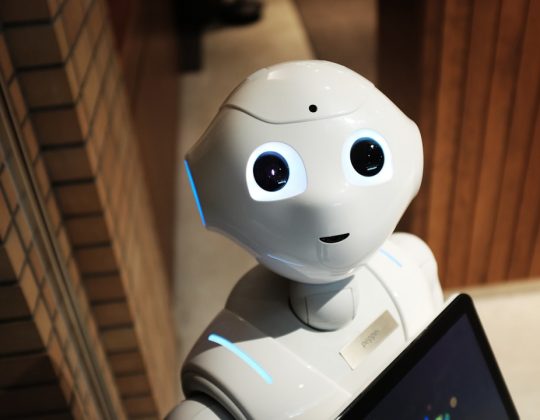 AI in News Monitoring: Automating Insights for Faster Decision-Making