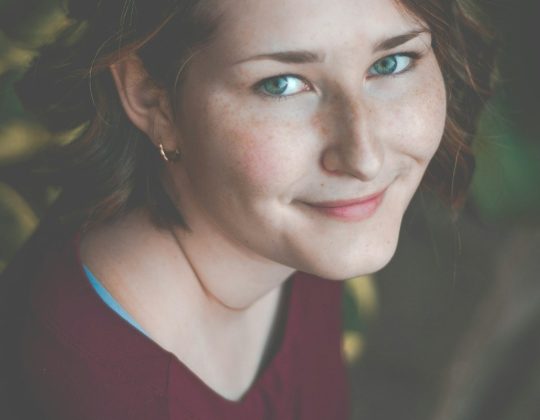 Why Every Blog Post Needs an Author Box (And How It Builds Trust)