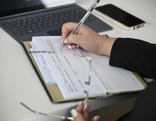 FTC CAN-SPAM Act Compliance Requirements: Mailchimp vs. ActiveCampaign for Compliant Commercial Emails