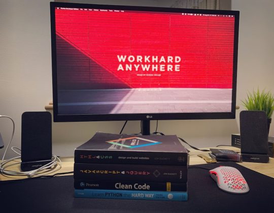 AWS Kiro: The AI IDE That Writes Code For You