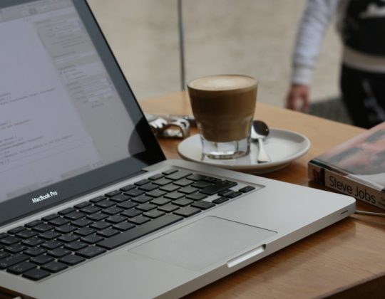 Looker Studio Alternatives for Marketing Dashboards