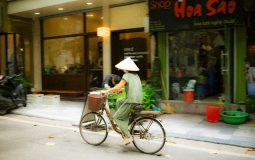 Favourite 9 Regional eSIM Specialists That Photographers Use To Get High-Speed Coverage In Specific Countries Without Overpaying