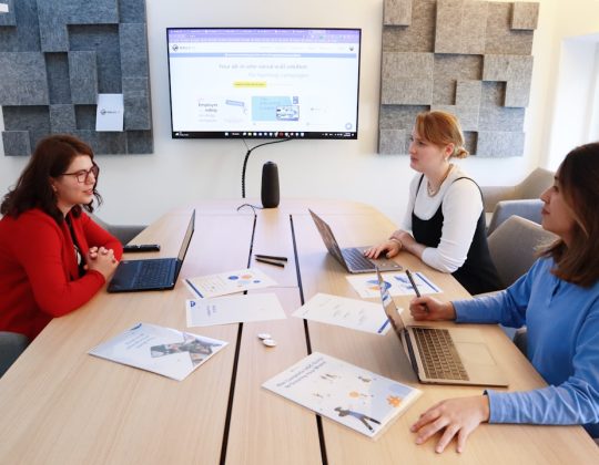 Best AI Task Management Software Tools Like Notion AI for Team Workflows
