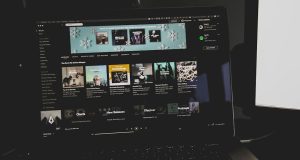 5 Platforms Like Riverside for Remote Podcast Recording and Video Interviews