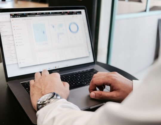 6 Court Case Management Apps Like Smokeball That Improve Legal Productivity