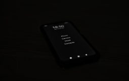 Getting an Unsupported Message on Grindr? How to Fix It
