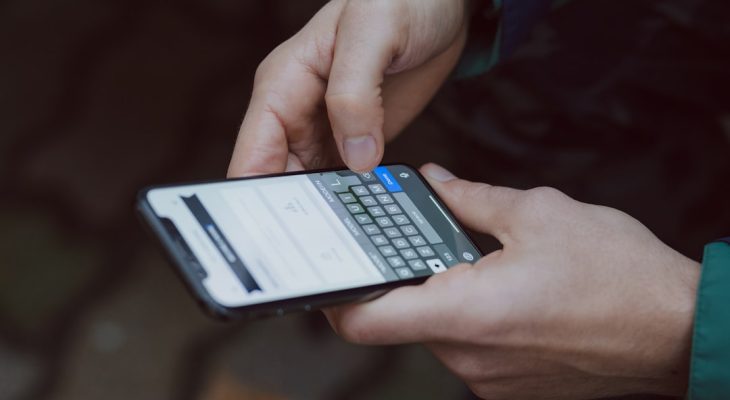 Electronic Communication Explained: Types, Benefits, Challenges, and Business Examples