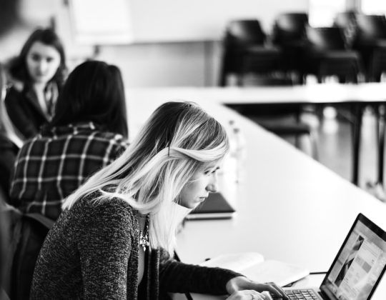 Quiz vs Test: What’s the Difference and Which Assessment Method Should You Use?