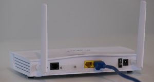 What Is NAT? NAT vs Port Forwarding for Home Networks