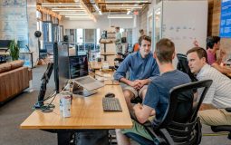 Best Lead Generation Companies Compared: ZoomInfo vs. Apollo.io for Finding Qualified Prospects